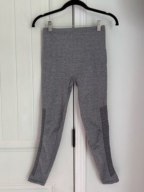 Fabletics High-Waist Grey Seamless Leggings
